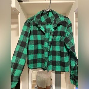 Checkered crop flannel